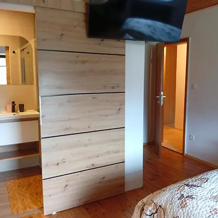 Apartment Pr Vok Lesce (Upper Carniola)